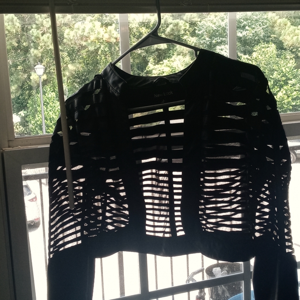Womans M (HALF) Jacket see threw